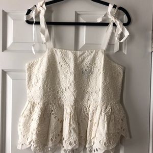 J. Crew Tops - Simple yet lovely white top J. Crew Tops - Simple yet lovely white top
